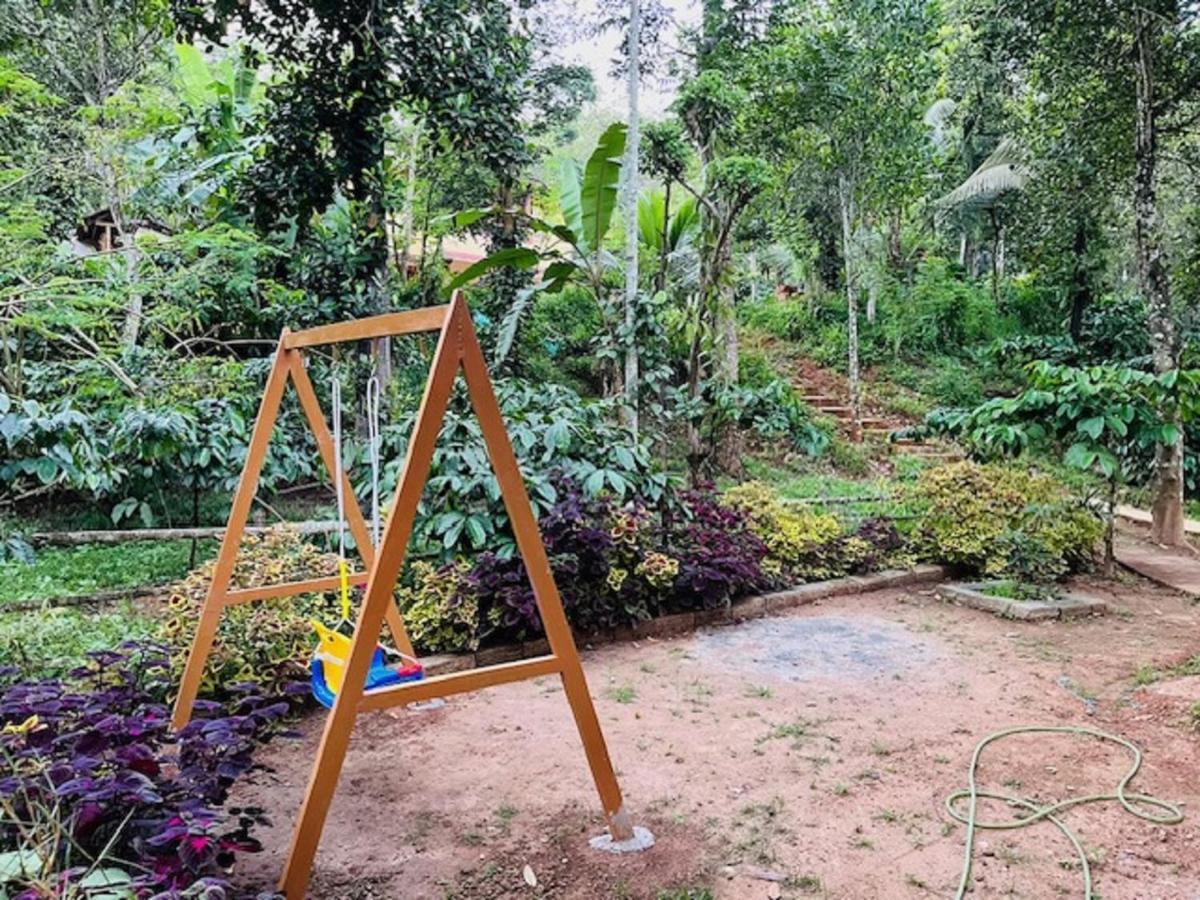 Chegāt Kuruva Shoreline Wayanad מראה חיצוני תמונה