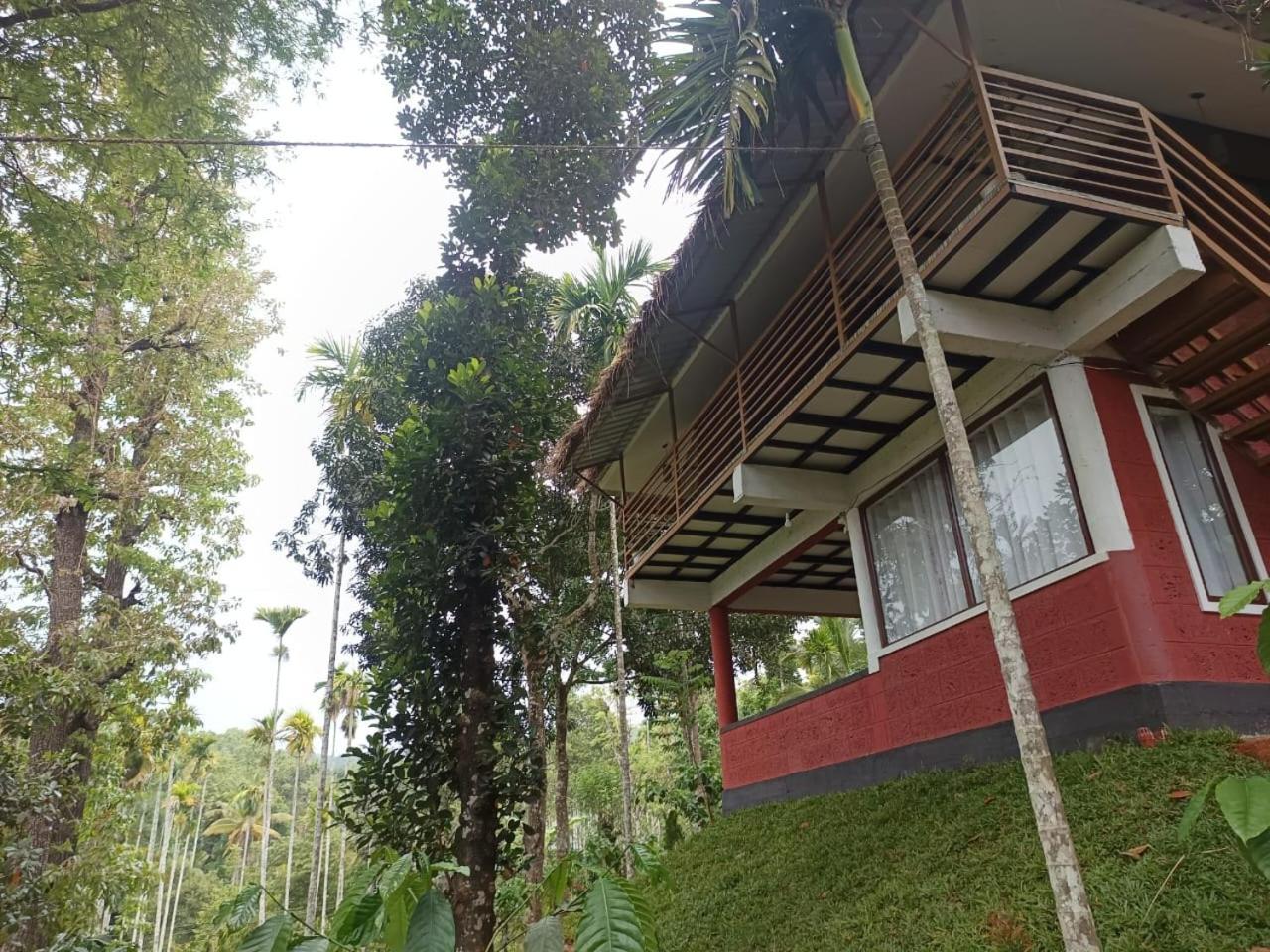 Chegāt Kuruva Shoreline Wayanad מראה חיצוני תמונה